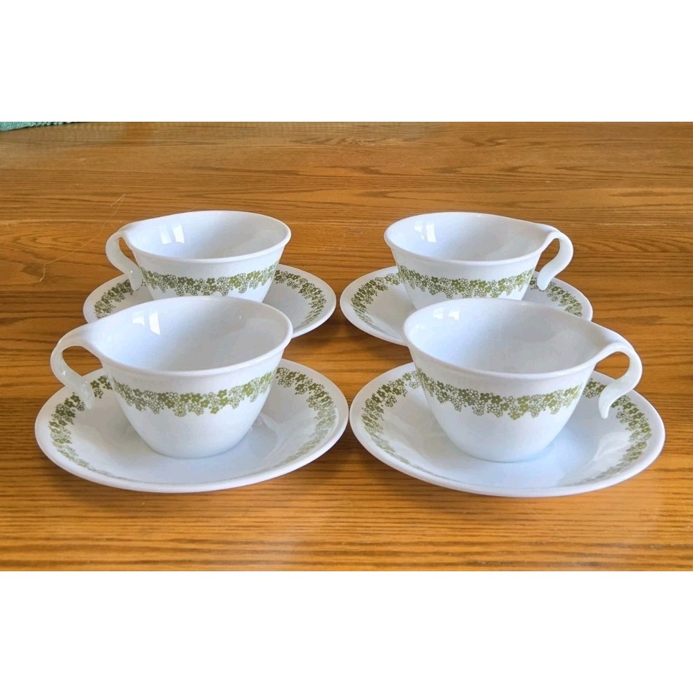Corelle Corning Spring Blossom Crazy Daisy Hook Handle Cups/Plates 8 Pc Set